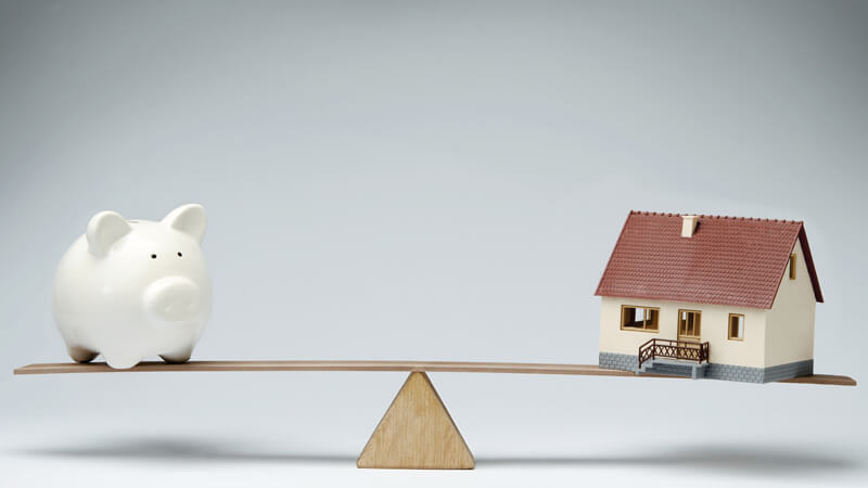 The Benefits and Risks of a Second Mortgage